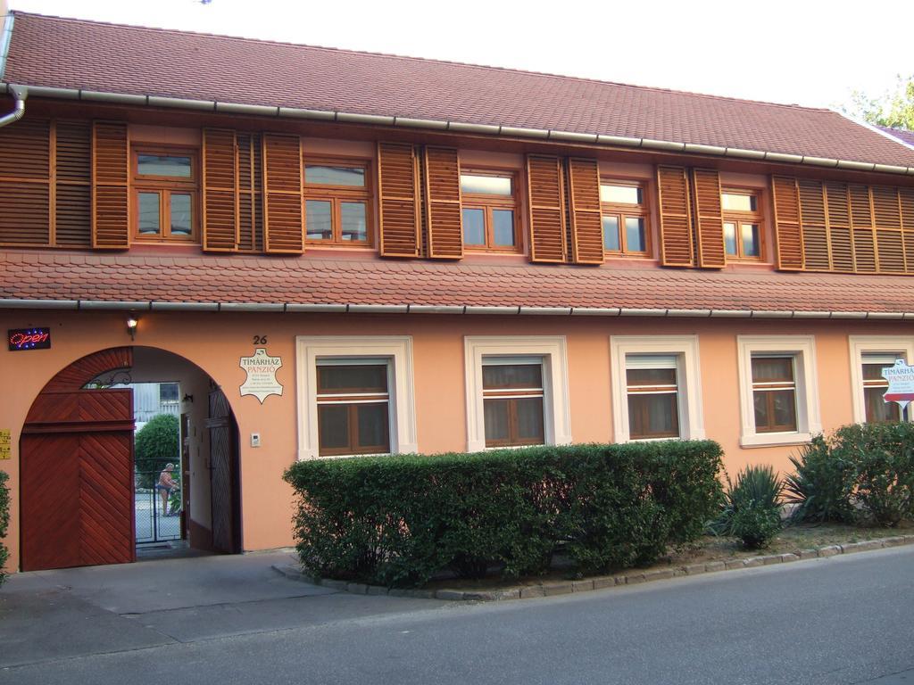 Tímárház Panzió Szeged Exterior foto